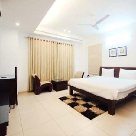 Oyo 14502 Hotel Hill View Guest House Hitech City Hyderabad Bagian luar foto